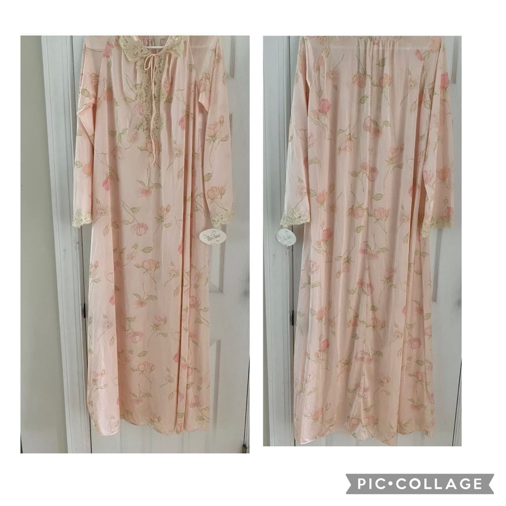 Vintage Miss Elaine Long Nylon Nightgown Small